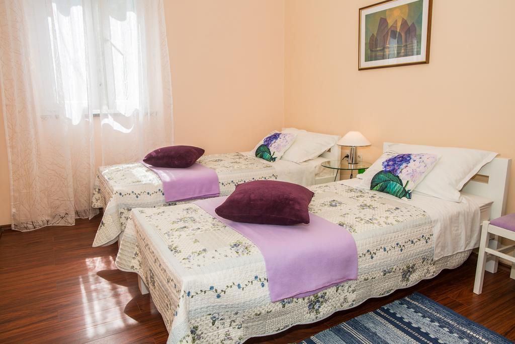Holiday Home Arboretum Šibenik Exteriör bild